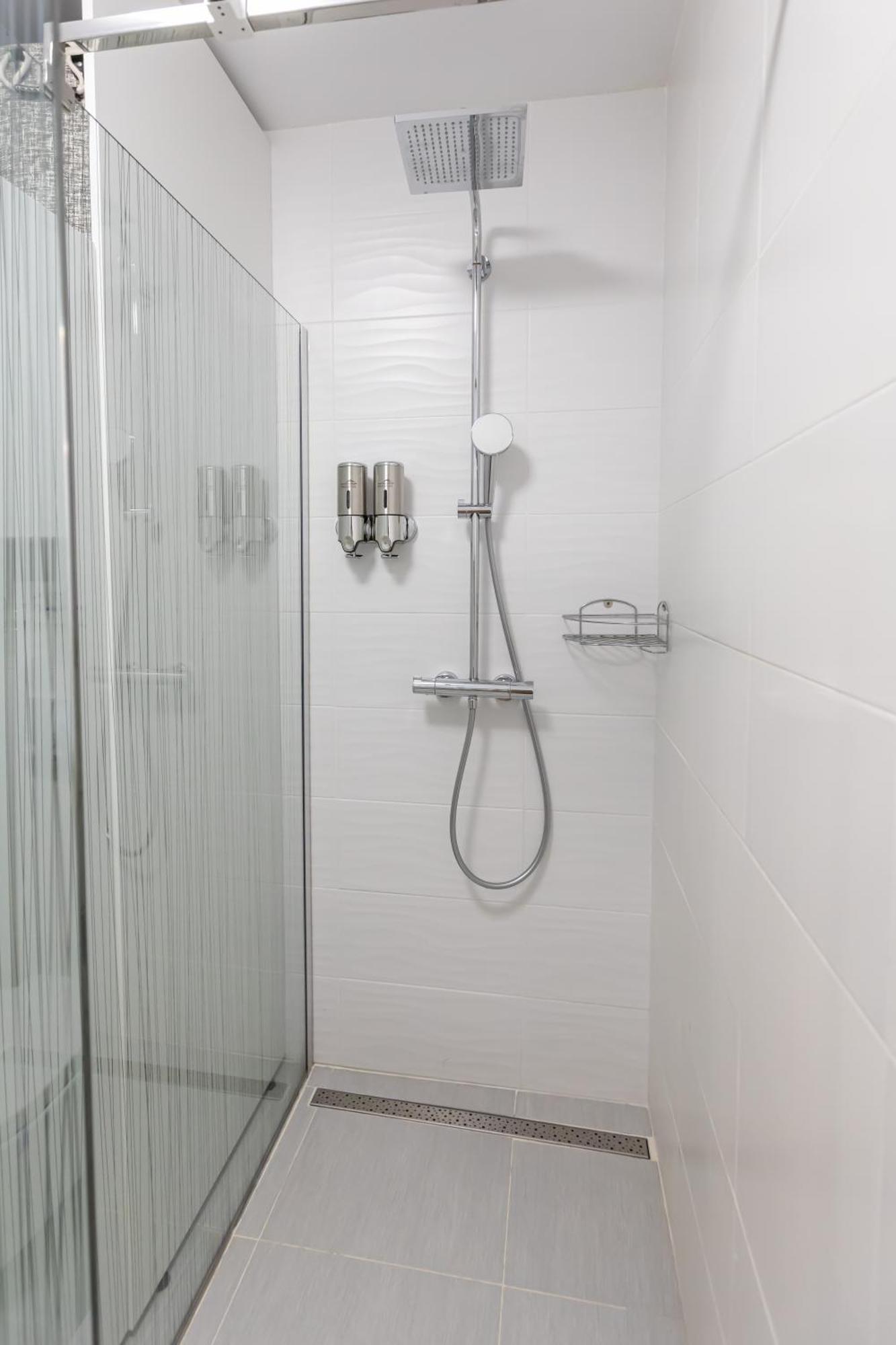 Montana Garden Apartman Brassó Kültér fotó